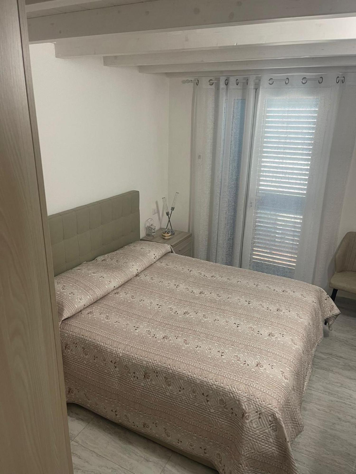 ラ・カレッタ La Perla Del Mare 2 Bed & Breakfast エクステリア 写真