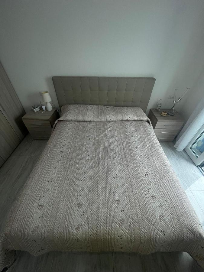 ラ・カレッタ La Perla Del Mare 2 Bed & Breakfast エクステリア 写真