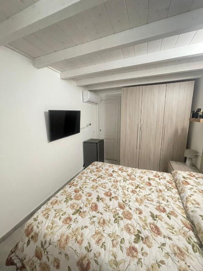 ラ・カレッタ La Perla Del Mare 2 Bed & Breakfast エクステリア 写真
